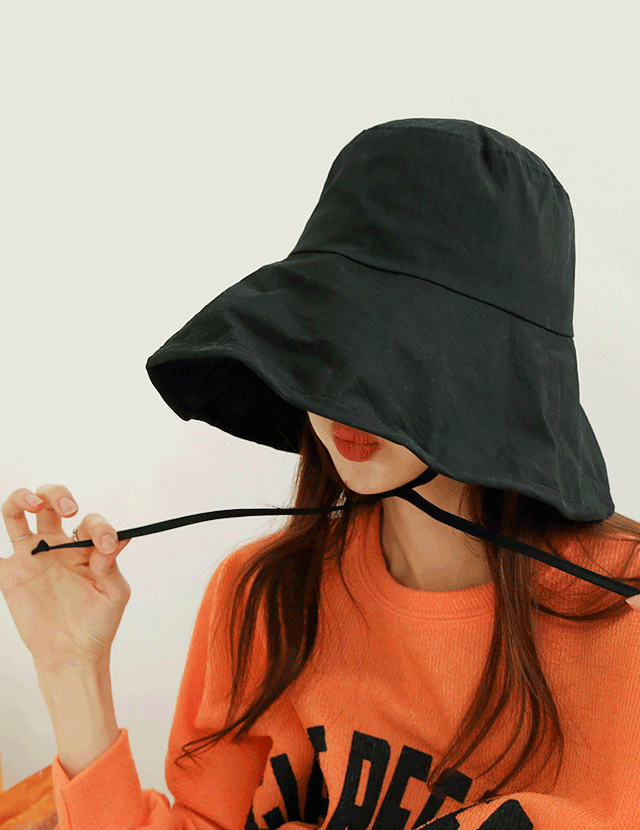 <b>  Ŷ-hat</b>